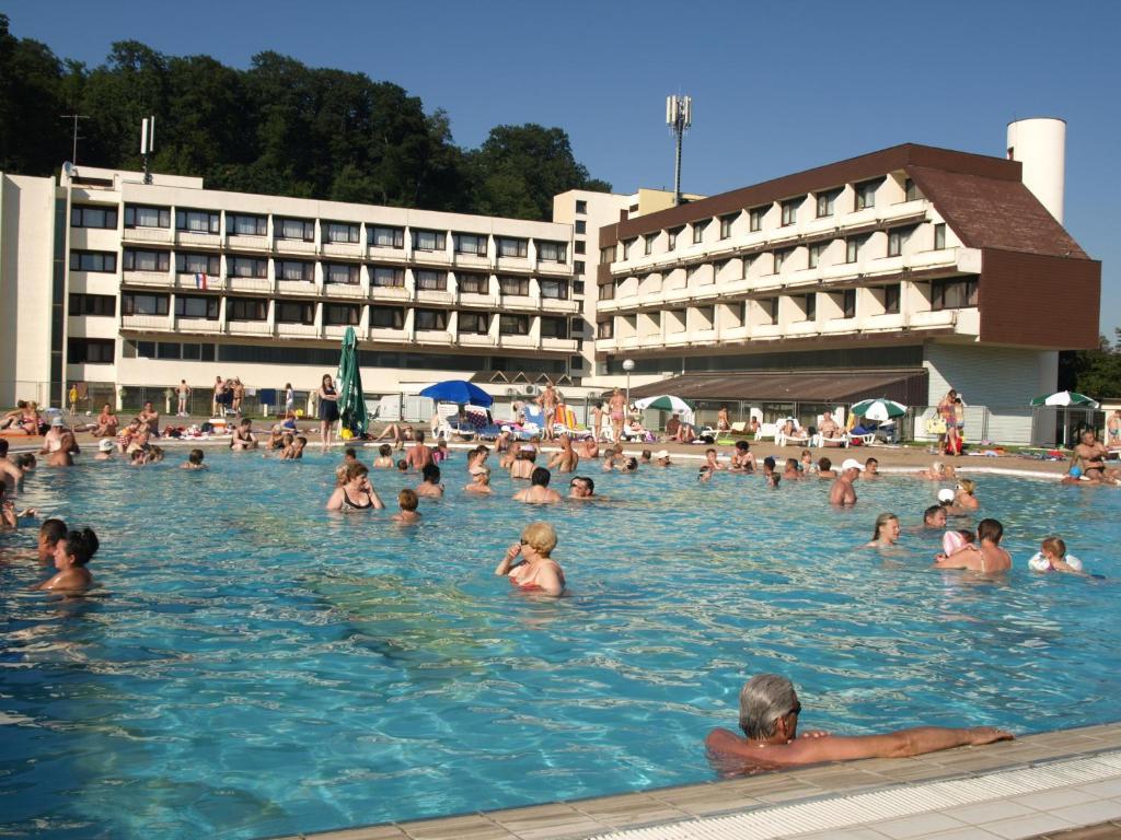 Guest House Top-Terme Topusko Zewnętrze zdjęcie